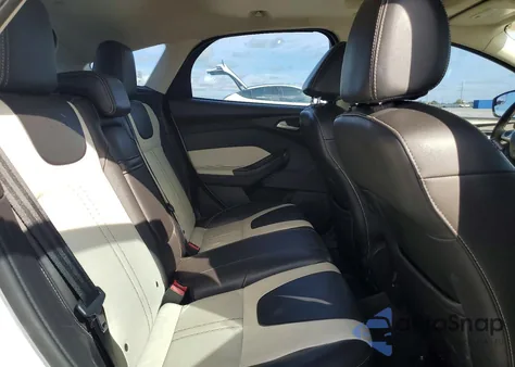 2013 Ford Focus Titanium from USA, damaged, VIN 1FADP3N29DL176189